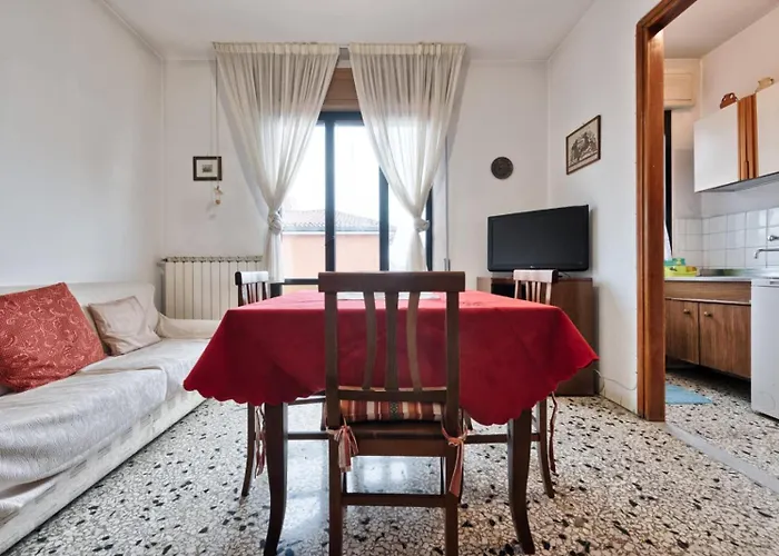 Easy Old City Apt Venice